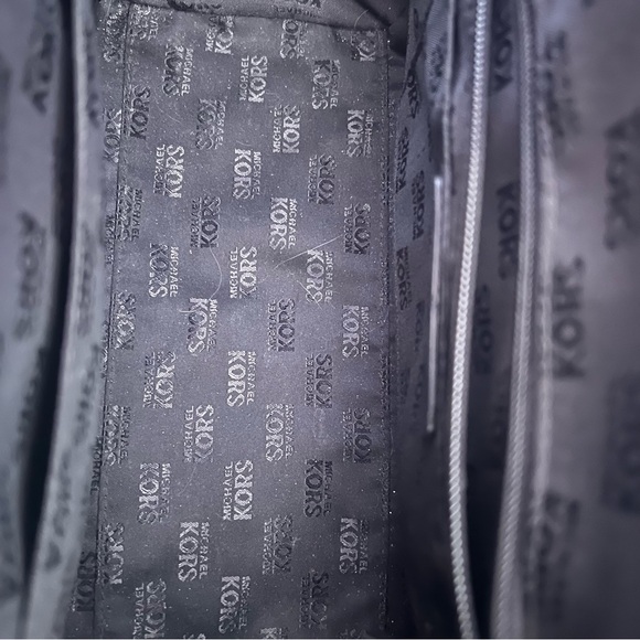 Michael Kors Black Studded Leather Tote Bag Silver Hardware NWOT - Picture 5 of 5